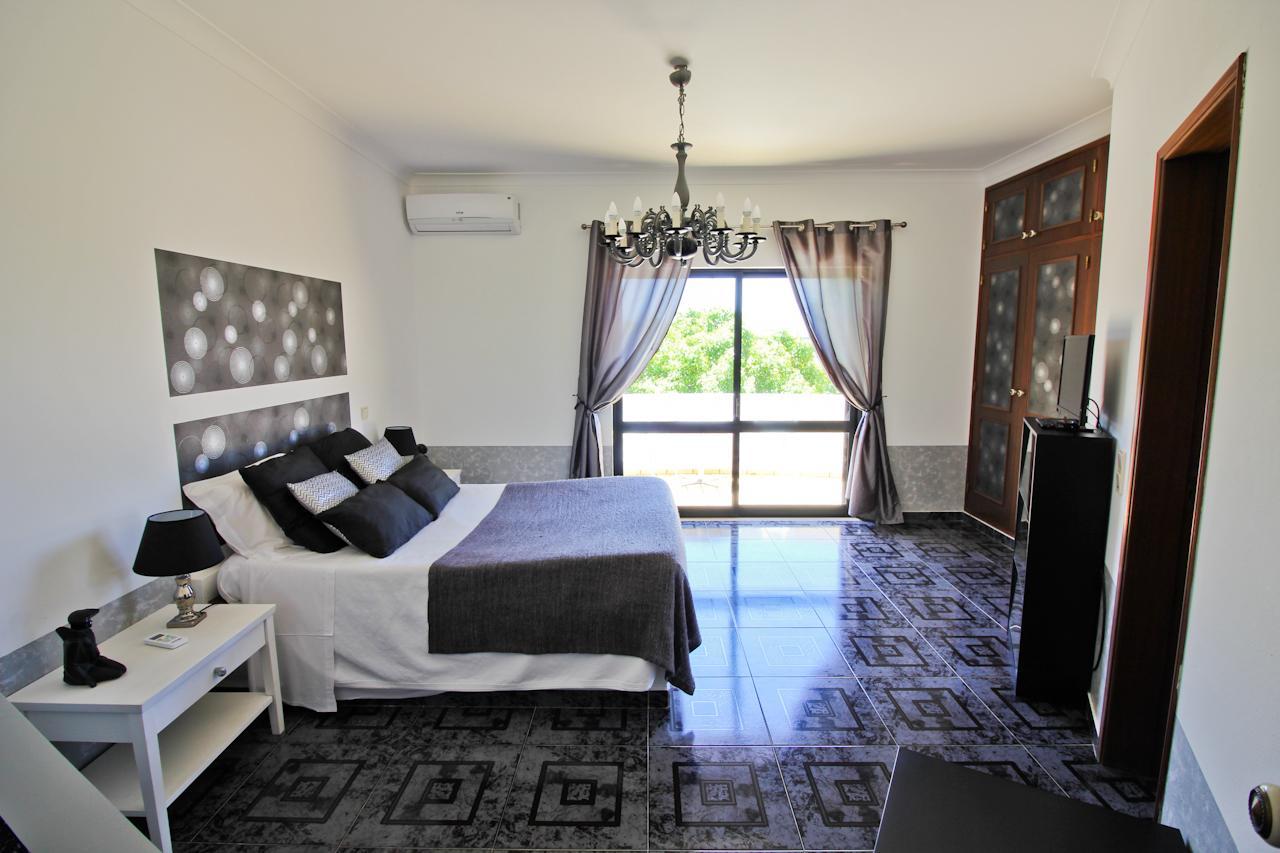Suite Thing Hostel Лагуш Екстер'єр фото