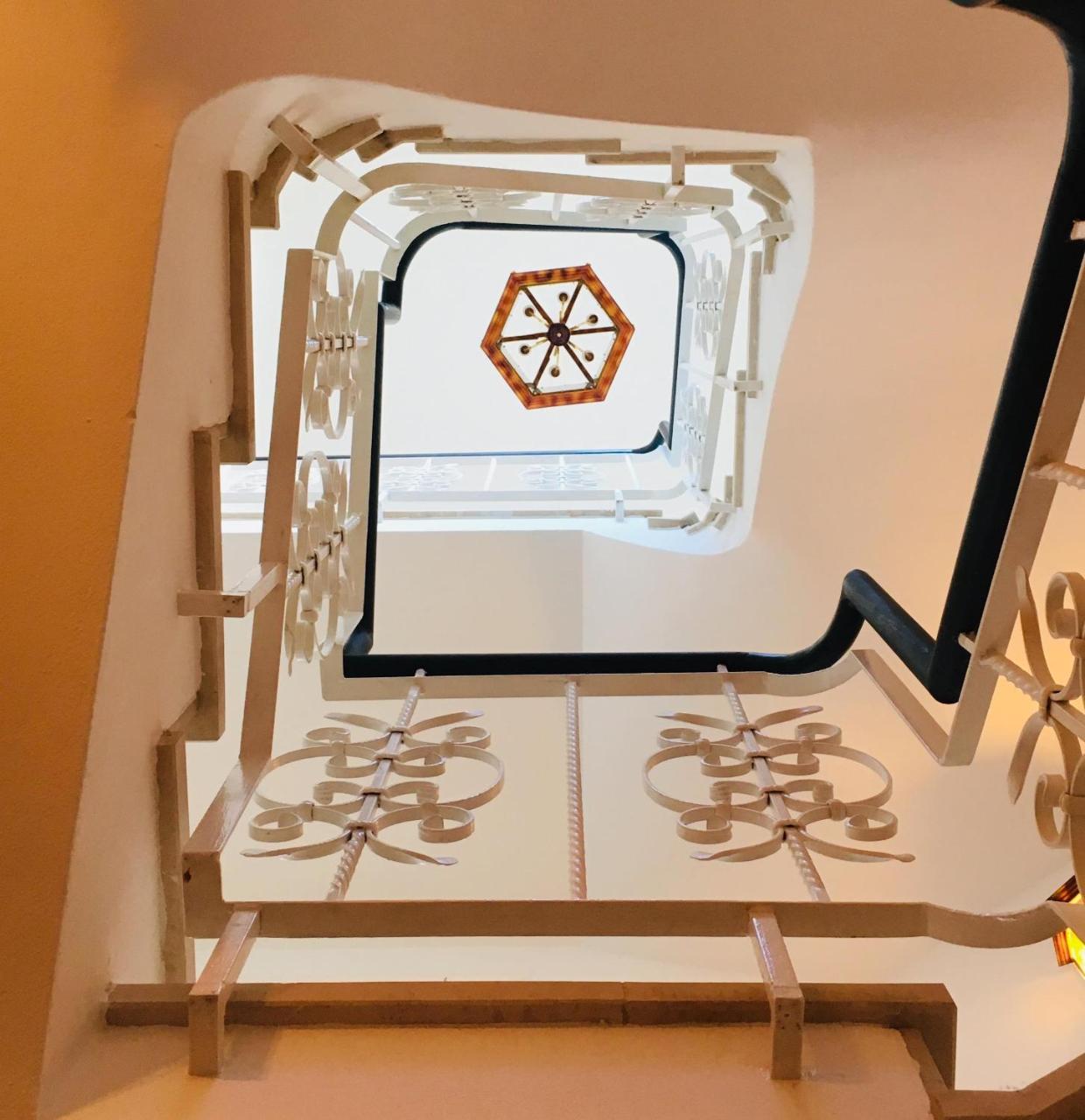 Suite Thing Hostel Лагуш Екстер'єр фото